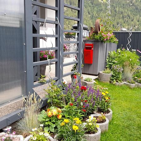 Haus Fini Apartment Langenfeld Exterior photo