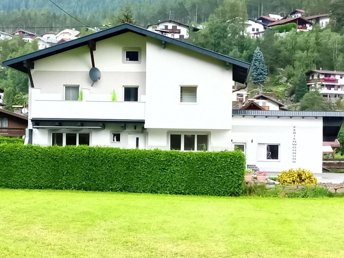 Haus Fini Apartment Langenfeld Exterior photo