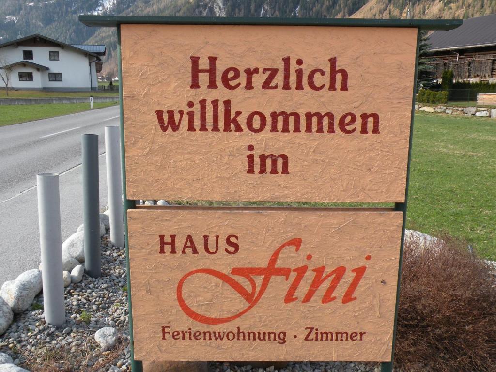 Haus Fini Apartment Langenfeld Exterior photo
