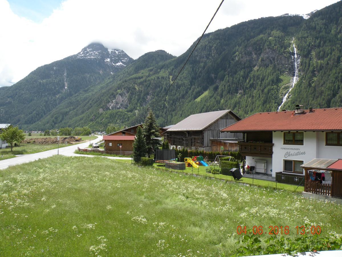 Haus Fini Apartment Langenfeld Exterior photo